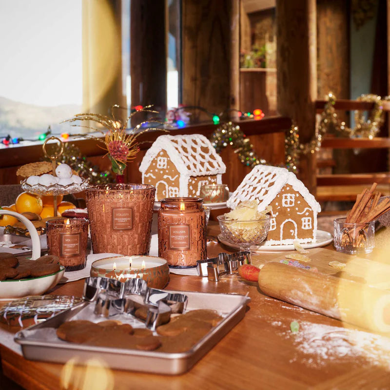 Voluspa Gingerbread Chalet Classic Candle