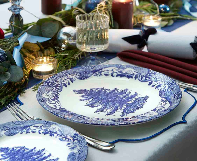 Spode Blue Italian Christmas Tree 27cm Plate