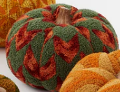 180 Large Knit Pumpkin