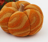 180 Large Knit Pumpkin
