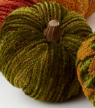 180 Large Knit Pumpkin