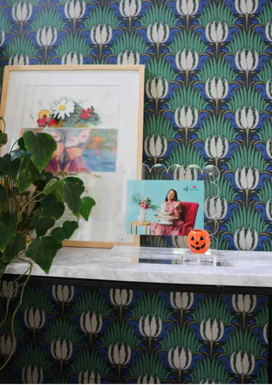 Nora Fleming clearly a-nora-ble scalloped acrylic frame