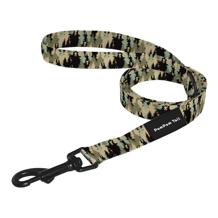 PomPom Tail Meet Outdoors Strong Dog Leash
