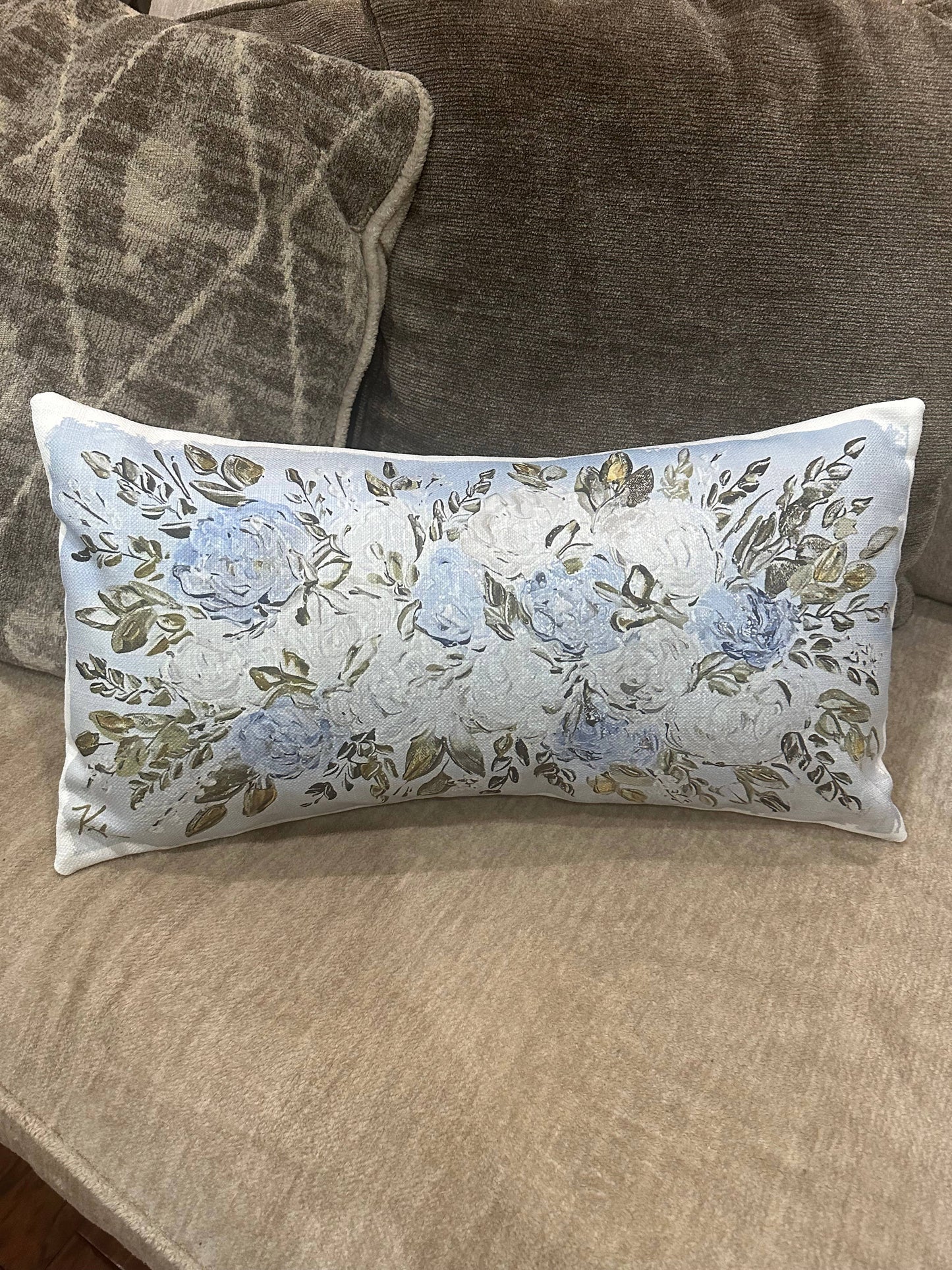 The Porch GA Blue & White Hydrangeas Lumbar 