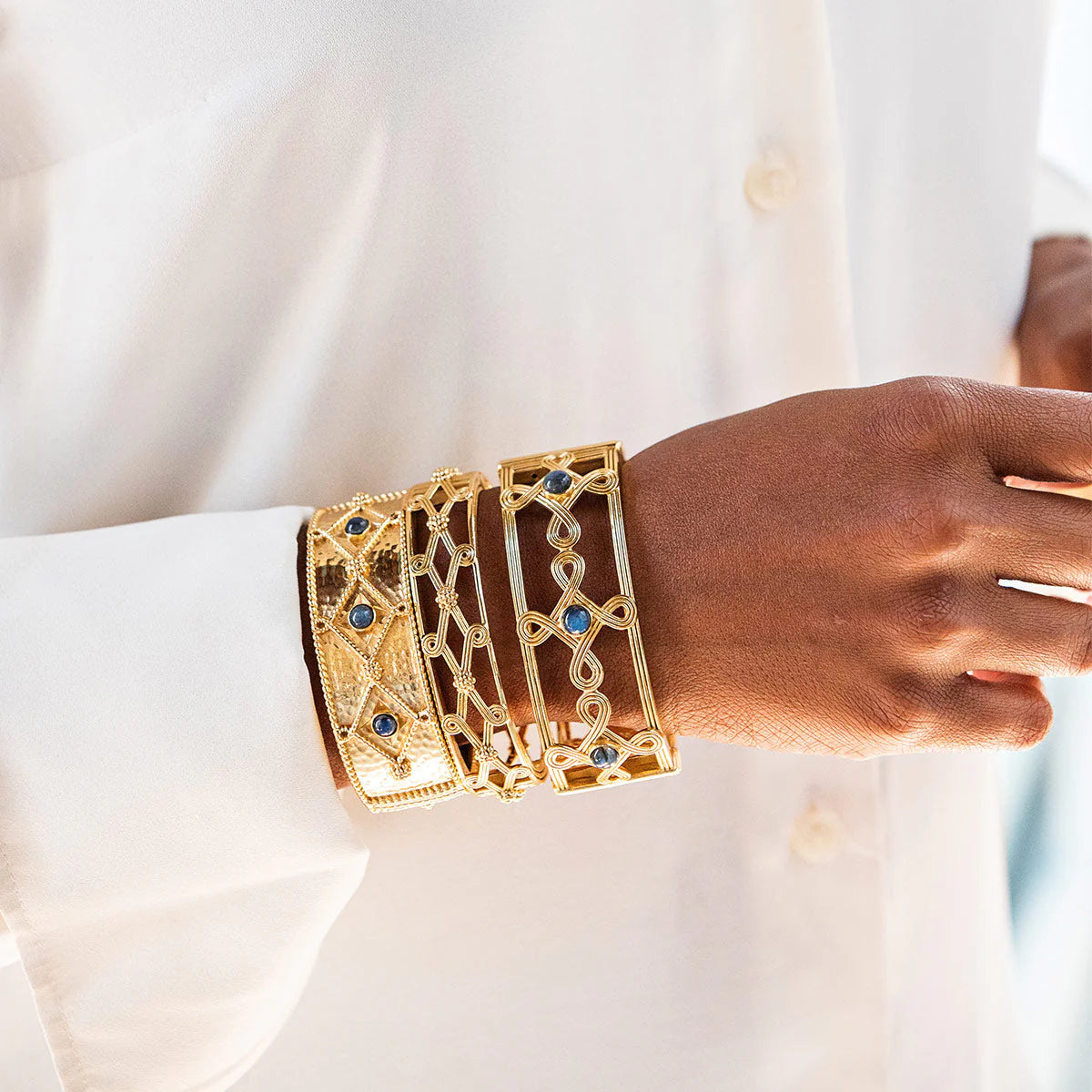 Capucine De Wulf Victoria Hinged Bangle- Blue/Gold