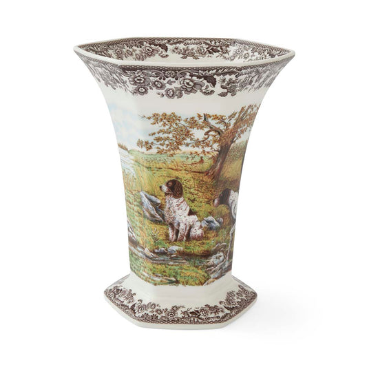 Spode Woodland Hunting Dogs Hexagonal Vase