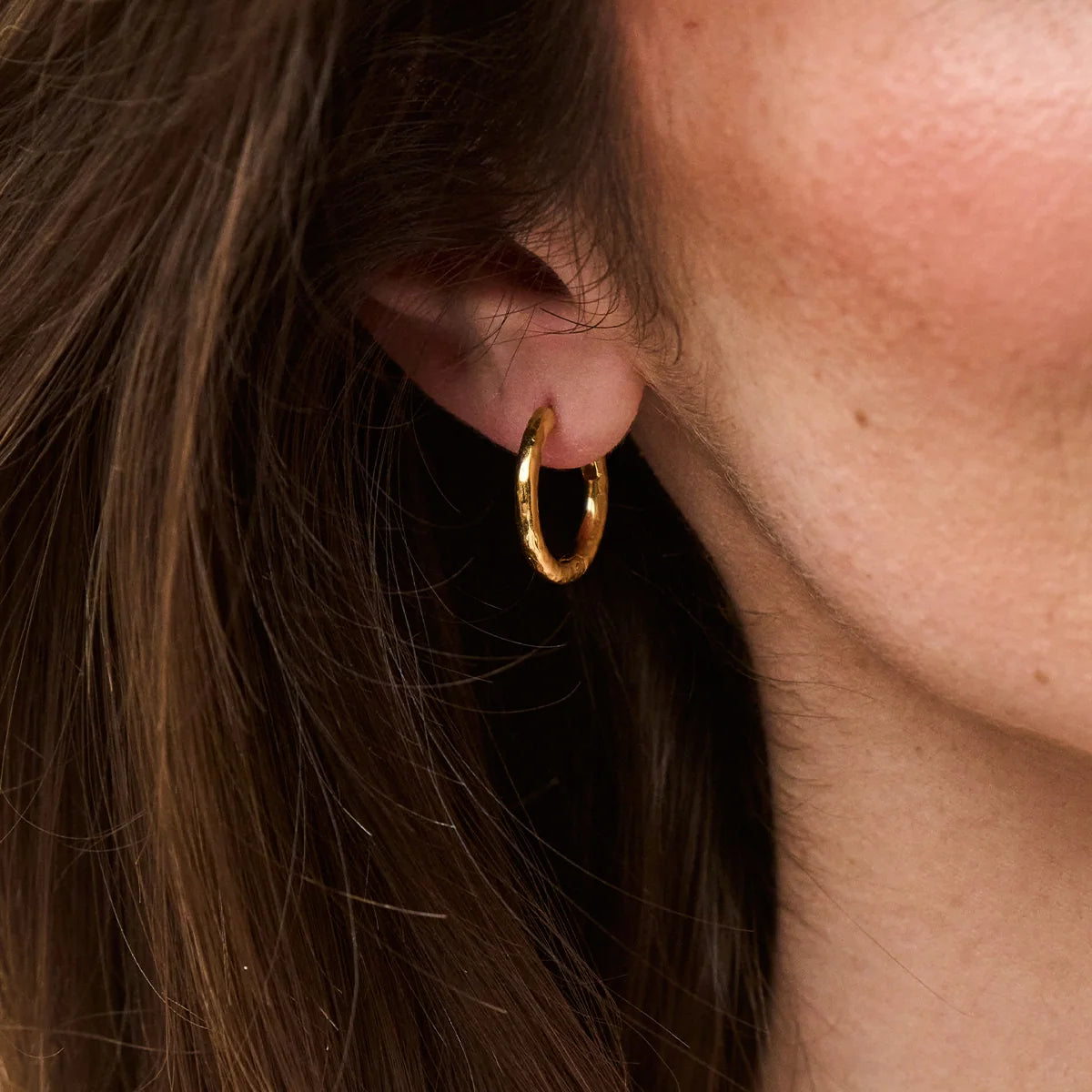 Capucine De Wulf Berry Clover Hoop Earrings with Double Sided Charm - Malachite