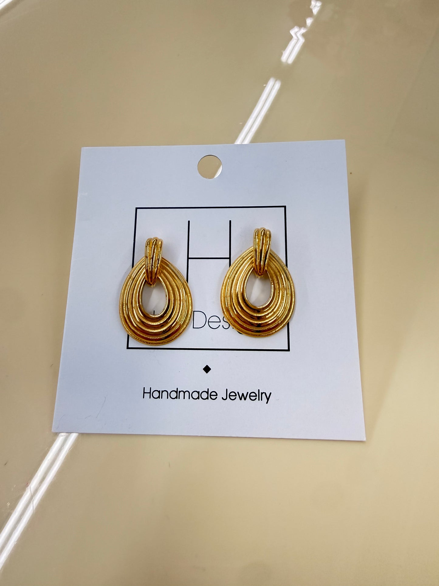 Hart Designs Loop Gold Earrings