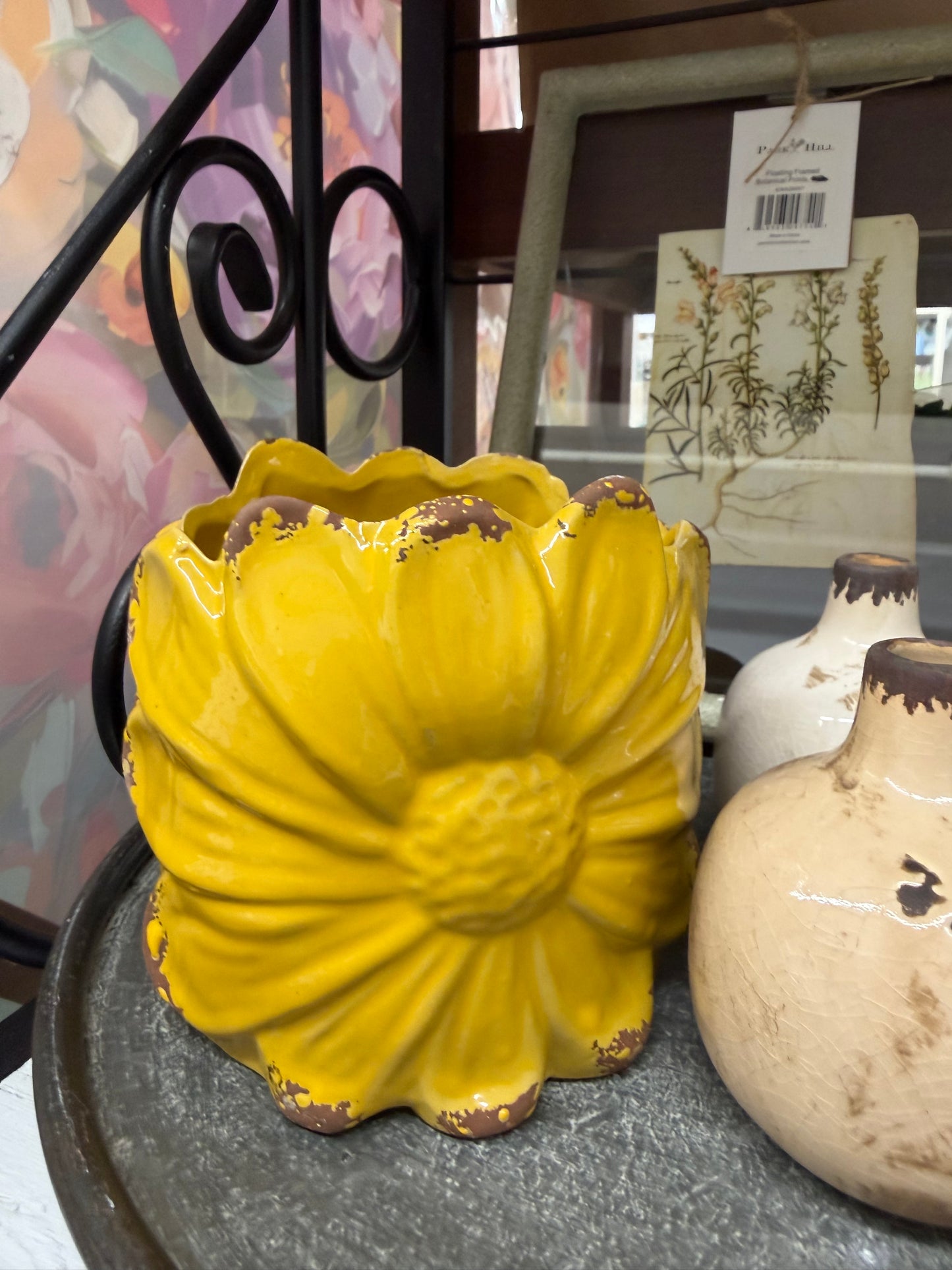 The Porch Park Hill Mustard Daisy Flower Pot