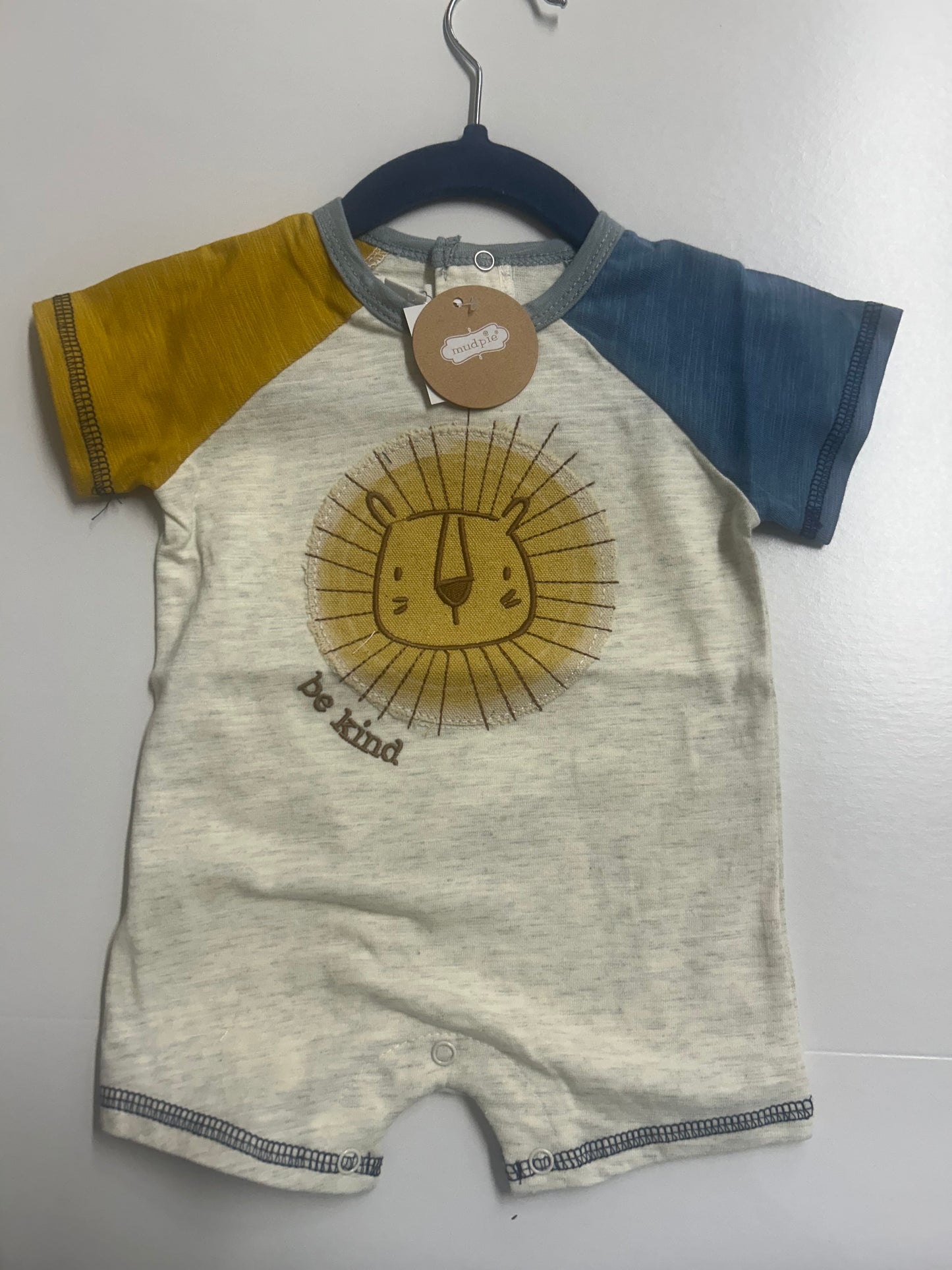 The Porch Mud Pie Lion Shortall