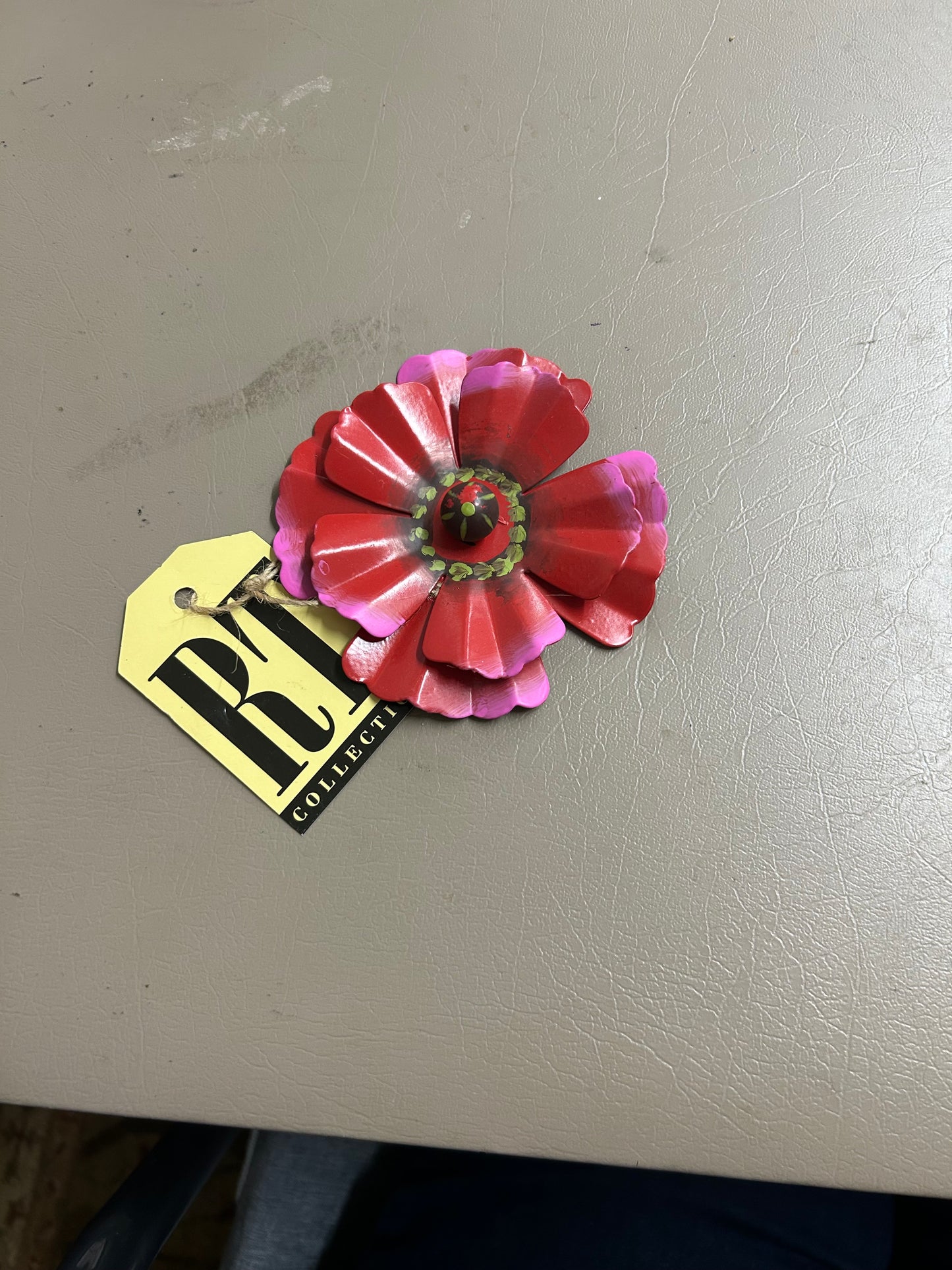 The Porch Round Top Poppy Magnet