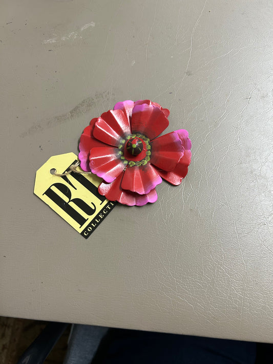 The Porch Round Top Poppy Magnet