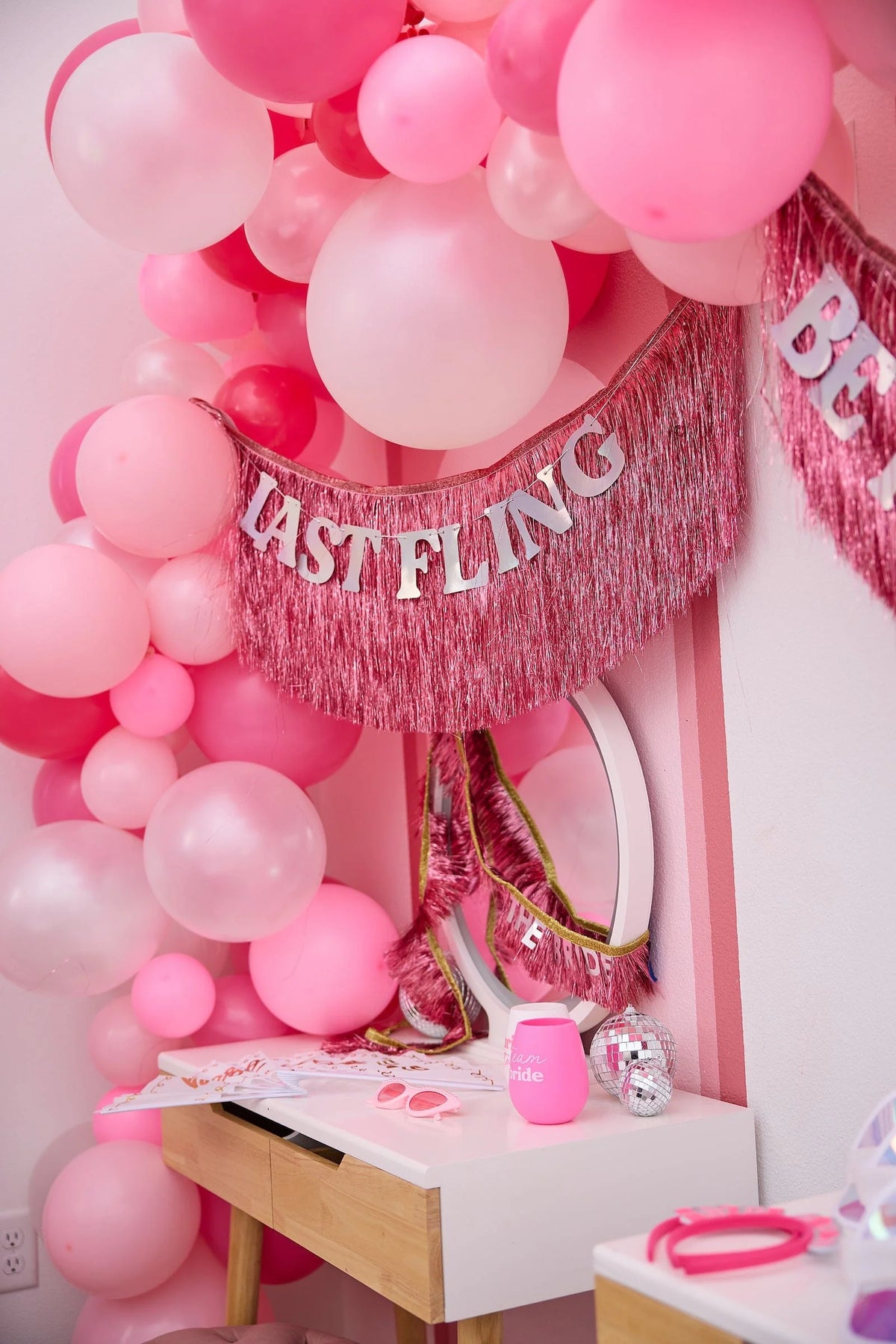 Packed Party Pink Balloon Garland Kit (150 ct)