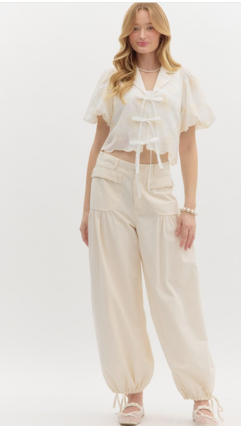 Floral Lace-Up Puff Top
