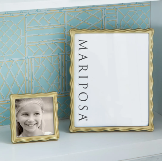 Mariposa Wavy Gold 8x10 Frame