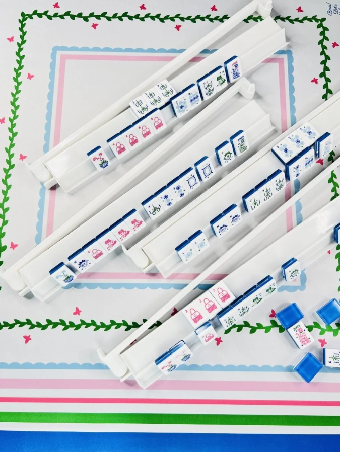 Bam! Let's Mahjong Acrylic Mahjong Racks Set of 4- White