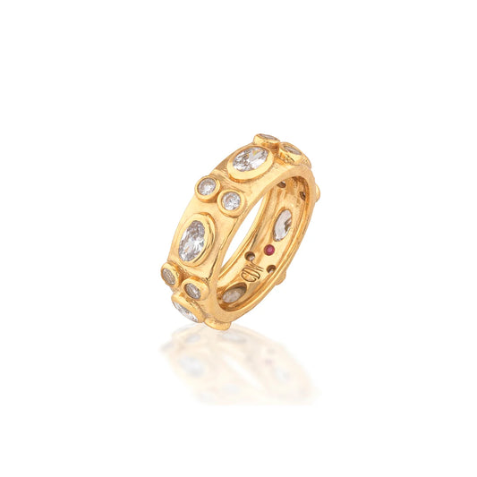 Capucine De Wulf Hammered Ring - Clear Cubic Zirconia