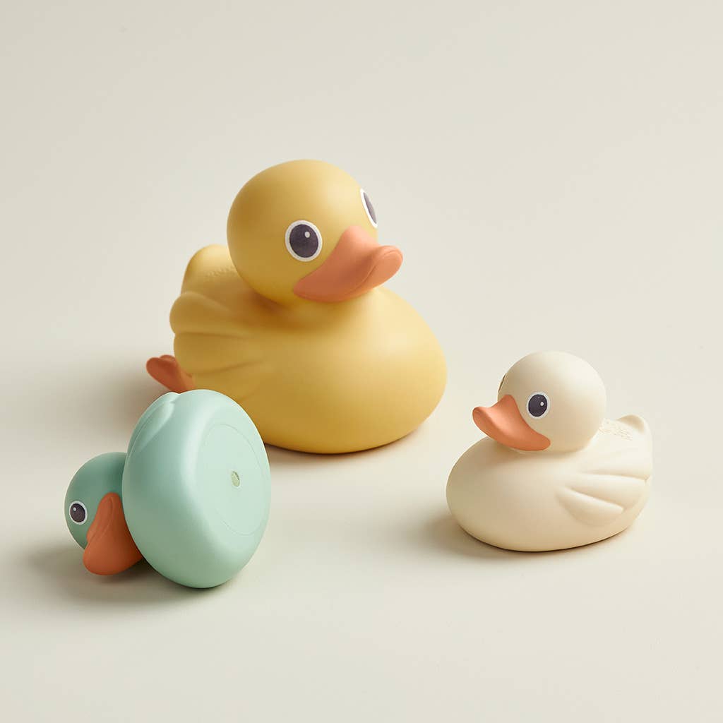 *The Porch NEW OPTION* Itzy Ducky Family™ - Bath + Water Table Toys: Duck