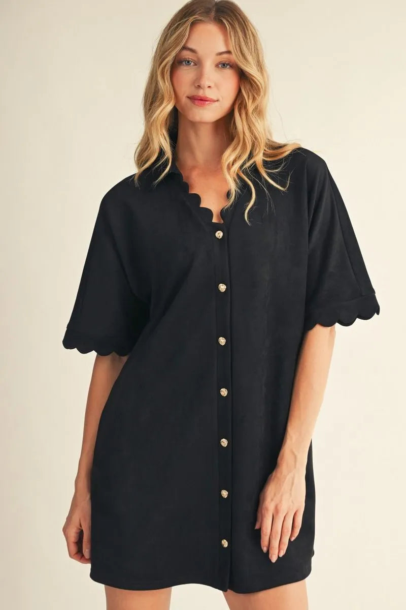 Scalloped Button-Down Short Sleeve Dress