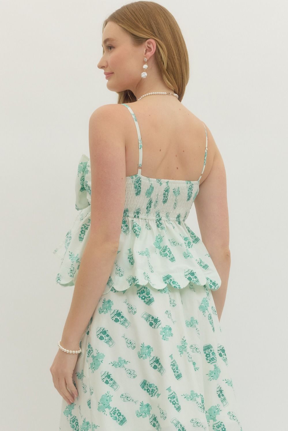 Porcelain Garden Scalloped Top